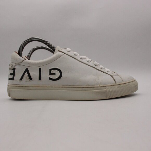 Givenchy Paris Men’s Size EU 39 Urban Knots White Leather Low Top Sneakers